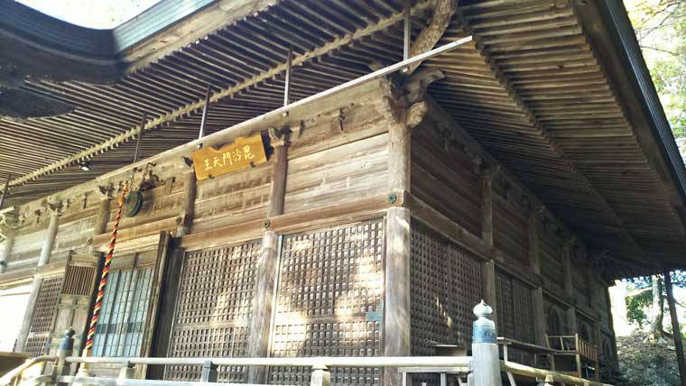 本山寺の本堂